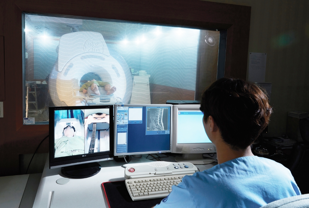 환자 검사 장면